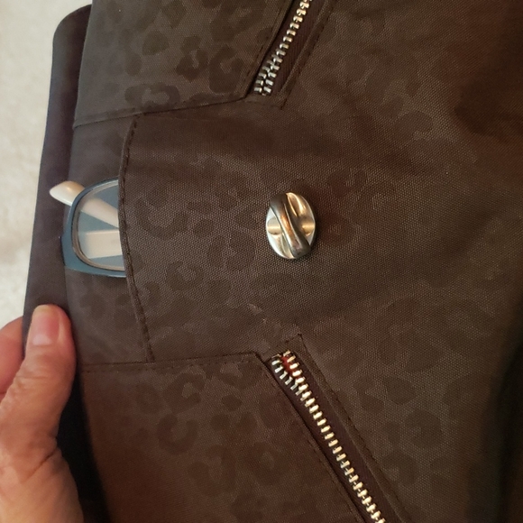 BAGGALLINI CROSS BODY or over the arm PURSE. LOTS OF COMPARTMENTS & STYLE! - Picture 5 of 15